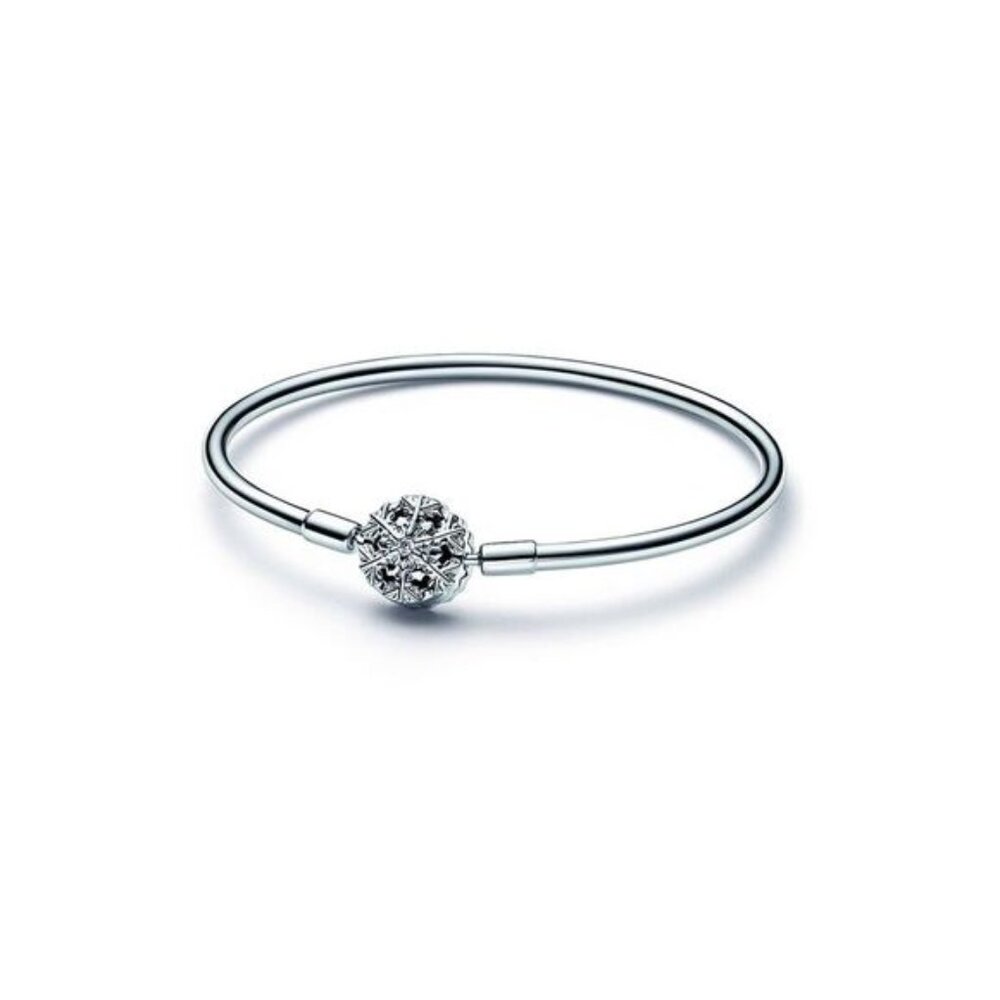 Pandora Moments Silver Snowflake Bangle Bracelet